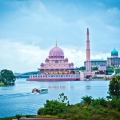 Masjid Pink Putra, Destinasi Religi Di Negeri Jiran