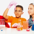5 Cara untuk Meningkatkan Cinta Sains pada Anak