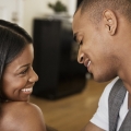 Catat! 5 Kesalahan Flirting yang Harus Dihindari
