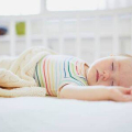 Anda Seorang Ibu Baru? Berikut Cara Memastikan Bayi Anda Cukup Tidur