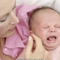 Bayi Dehidrasi Alami Gejala Mata Cekung dan Mulut Kering