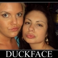 Pose Duck Face, Tanda Gangguan Psikologi