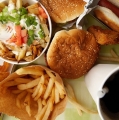 Fastfood Memperburuk Depresi, Ini 4 Buktinya