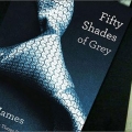 Bedanya Fifity Shades of Grey di Film dan Buku