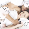 Apa Posisi Tidur Anda Mengungkapkan Tentang Hubungan Anda