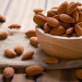 Apa Saja Manfaat Makan Kacang Almond Setiap Hari?