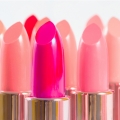Bahan Kimia Beracun yang Mengintai di Lipstik Favorit Anda