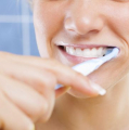 Ubah Rutinitas Menyikat Agar Gigi Anda Lebih Putih