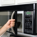 Membersihkan Microwave agar Bebas Karat
