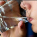 Menambahkan Garam ke Air Minum, Bisakah Bantu Anad Cegah Dehidrasi saat Cuaca Panas?