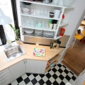 Tidak Kehabisan Ide Dekorasi Meski Mempunyai Dapur Berukuran Mini