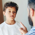 Cara Benar Merespon Saat Mengetahui Anak Anda Berbohong
