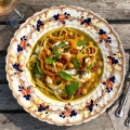 Resep Sup Mie Persia, Satu-Pot Keajaiban yang Anda Butuhkan