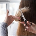 Cara Memotong Rambut Anda Di Tengah Wabah Coronavirus