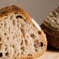 Sourdough atau Sourfaux? Apakah itu Berbeda dengan Gandum jika Roti Anda Palsu?