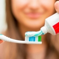 Inilah Mengapa Anda Tidak Perlu Menyikat Gigi Setelah Sarapan